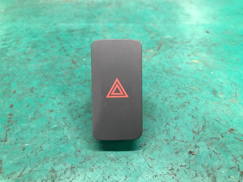 Кнопка аварийной сигнализации NISSAN LEAF 10-17 2012 25290-3NA0A Б/У