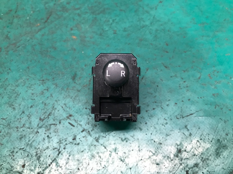 Блок управления зеркалами NISSAN LEAF 10-17 2012 25570-1AA0A Б/У