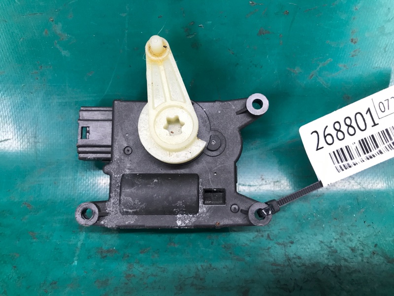 Моторчик заслонки печки NISSAN LEAF 10-17 2012 27730-1FC1A Б/У