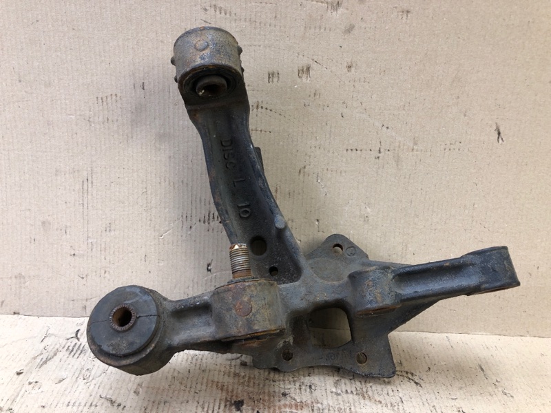 Цапфа задняя левая TOYOTA CAMRY 40 06-11 42305-06100 Б/У