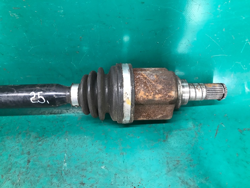 Привод передний левый NISSAN LEAF 10-17