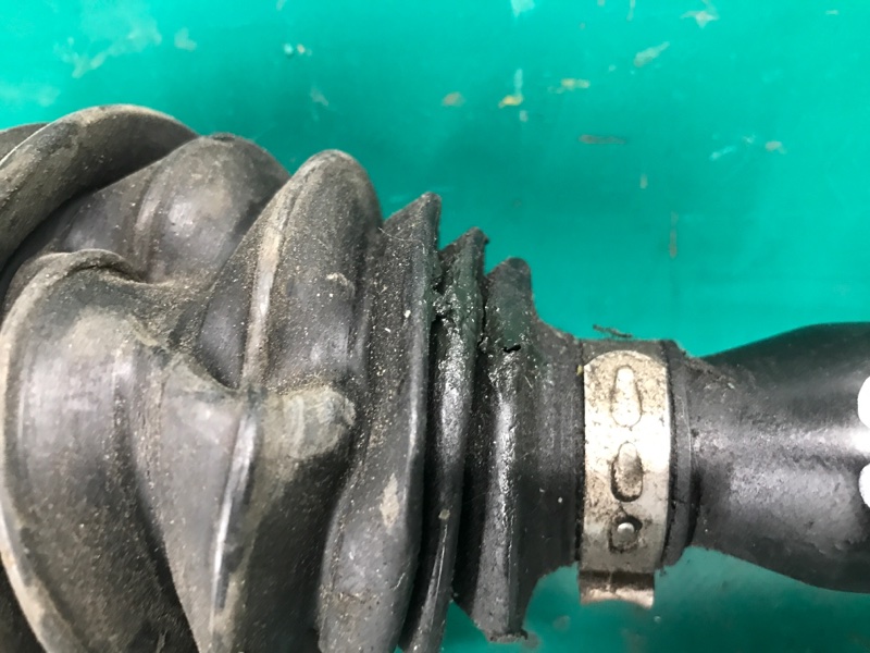 Привод передний правый NISSAN LEAF 10-17