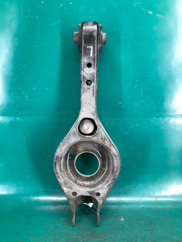 Рычаг задней подвески поперечный нижний задний левый KIA OPTIMA TF 11-16 TF 2.0 G4KH