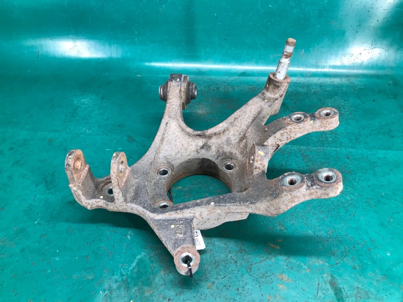 Цапфа задняя правая SEDONA 14-18 16 YP 3.3 G6DM