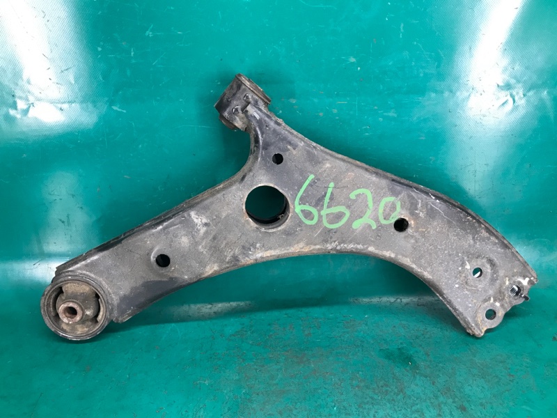 Рычаг передней подвески нижний левый SEDONA 14-18 16 YP 3.3 G6DM