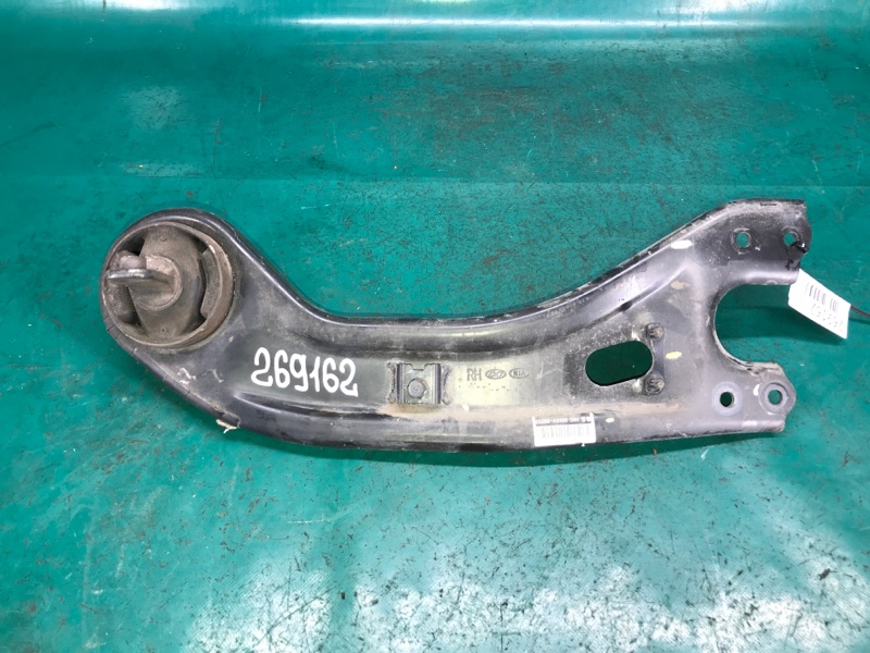 Рычаг задней подвески продольный правый KIA SEDONA 14-18 16 YP 3.3 G6DM 55280A9100 Б/У