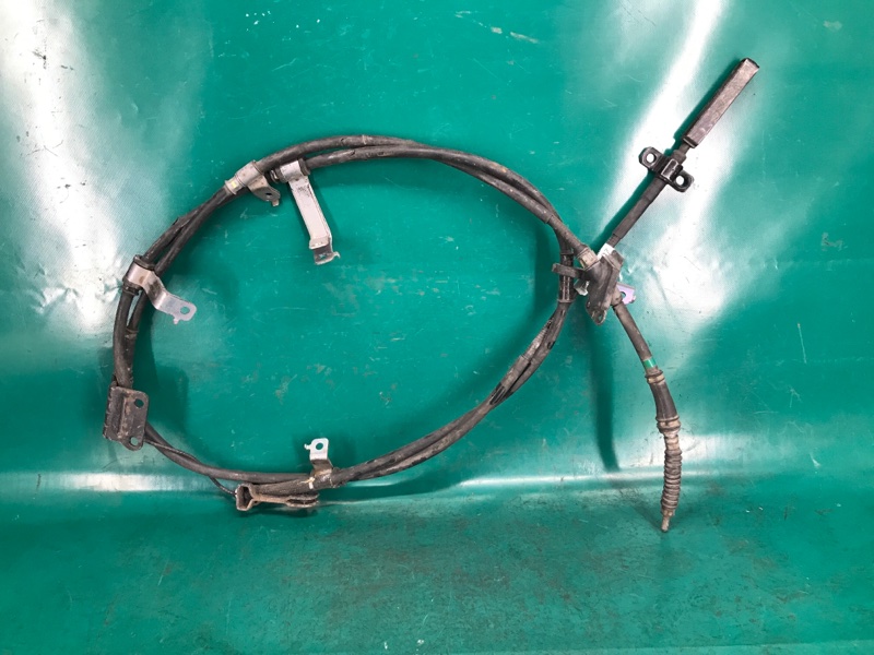Запчасть трос стояночного тормоза задний правый KIA SEDONA 14-18 16 YP 3.3 G6DM 59770A9000 Б/У Трос стояночного тормоза задний правый KIA SEDONA 14-18 16 YP 3.3 G6DM 59770A9000 Б/У
