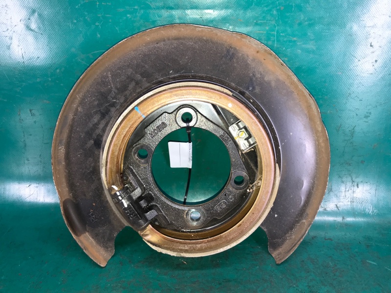 Тормозной механизм задний правый KIA SEDONA 14-18 16 YP 3.3 G6DM 58270A9000 Б/У