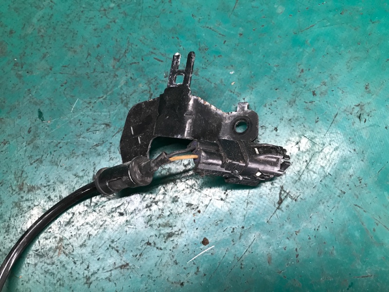 Провод датчика ABS задний левый KIA SEDONA 14-18 YP 3.3 G6DM