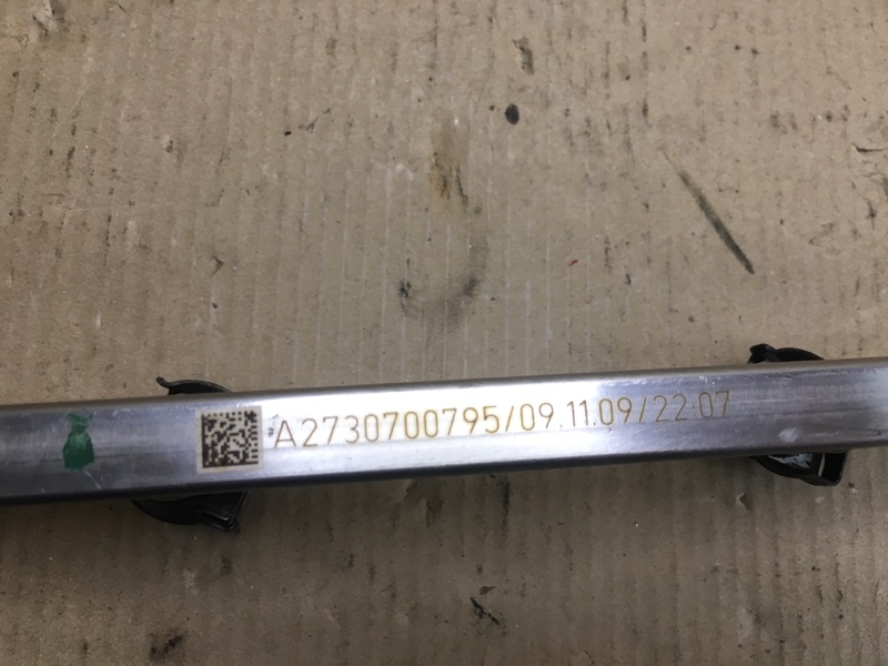 Топливная рейка S-CLASS W221 06-13 2010 Седан M273968 5.5L Топливная рейка S-CLASS W221 06-13 2010 Седан M273968 5.5L