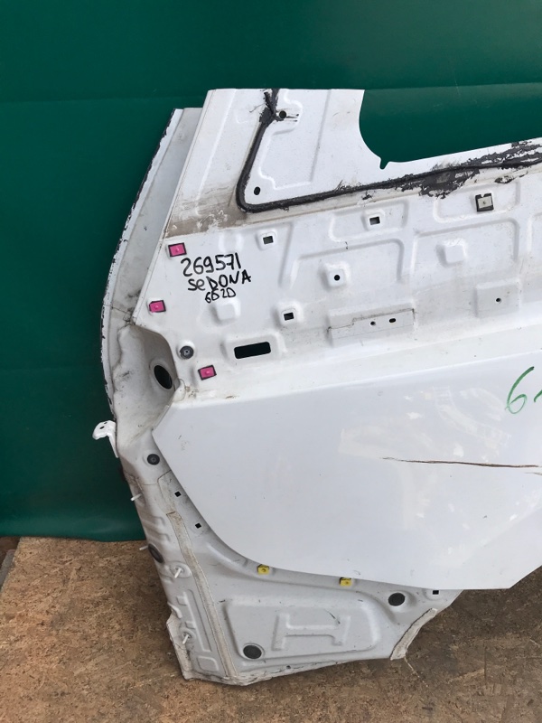 Четверть кузова задняя правый KIA SEDONA 14-18 YP 3.3 G6DM