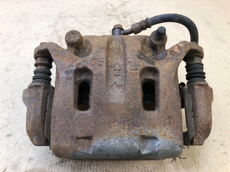 Суппорт тормозной передний левый INFINITI EX35(37) 07-12 41011-EG50A Б/У