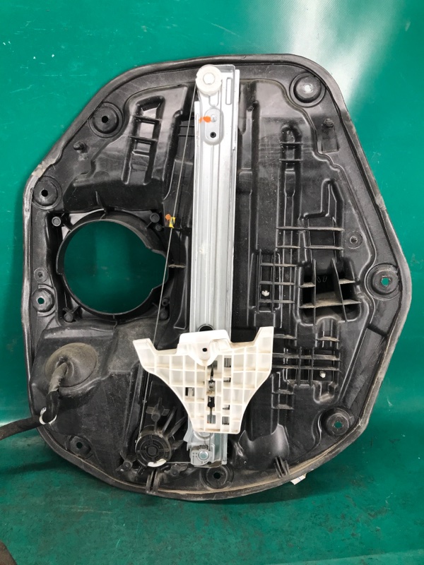 Стеклоподъемник задний левый OPTIMA TF 11-16 2015 TF 2.0 G4KH