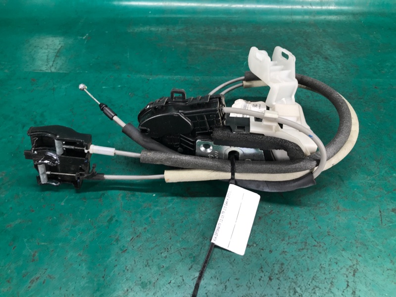 Замок двери задний левый KIA OPTIMA TF 11-16 2015 TF 2.0 G4KH 81411-4C700 Б/У