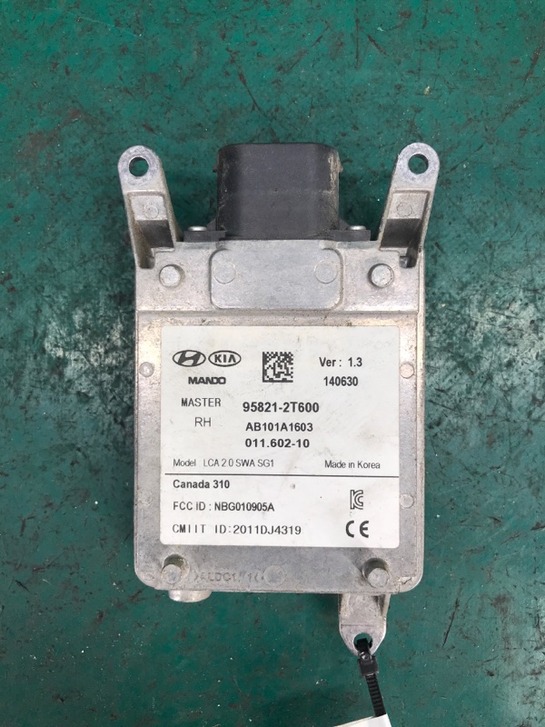 Датчик слепых зон задний правый OPTIMA TF 11-16 2015 TF 2.0 G4KH Датчик слепых зон задний правый OPTIMA TF 11-16 2015 TF 2.0 G4KH