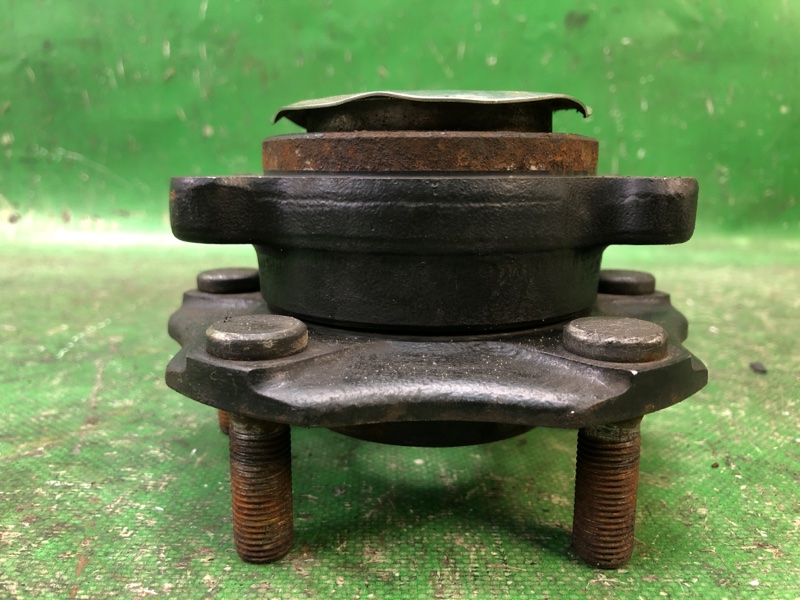 Ступица передняя NISSAN NV200 USA 13- M20X 2.0 MR20DE