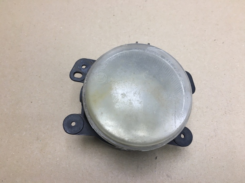 Запчасть противотуманная фара правая CHRYSLER 300 04-10 2008 Седан 3.5 EGG 4805859AB Б/У Противотуманная фара правая CHRYSLER 300 04-10 2008 Седан 3.5 EGG 4805859AB Б/У