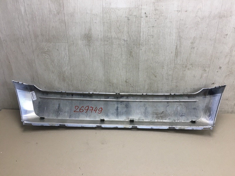 Накладка (молдинг) решетки радиатора EDGE 06-14 2012 Внедорожник 2.0