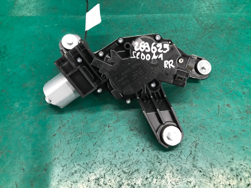 Моторчик стеклоочистителя задний SEDONA 14-18 16 YP 3.3 G6DM Моторчик стеклоочистителя задний SEDONA 14-18 16 YP 3.3 G6DM