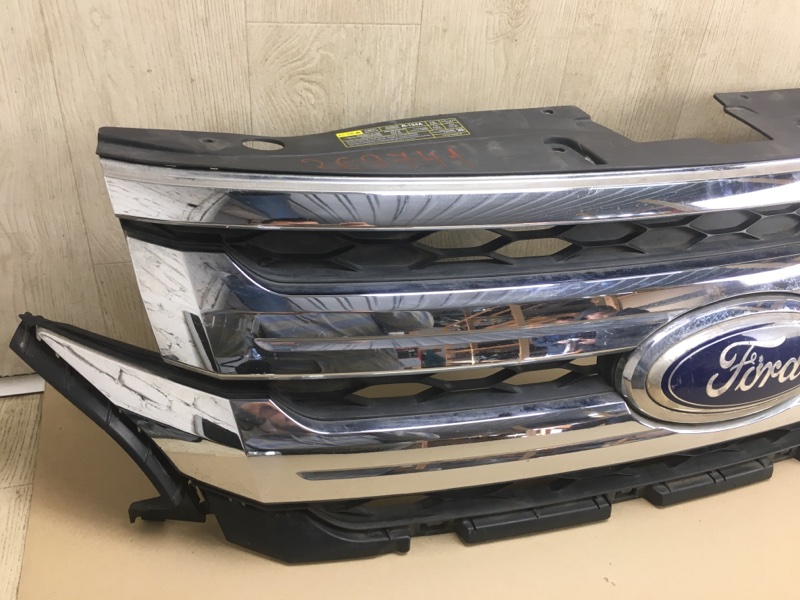 Решетка радиатора EDGE 06-14 2012 Внедорожник 2.0