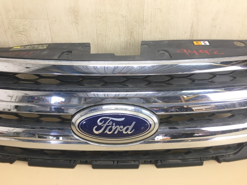 Решетка радиатора FORD EDGE 06-14 Внедорожник 2.0