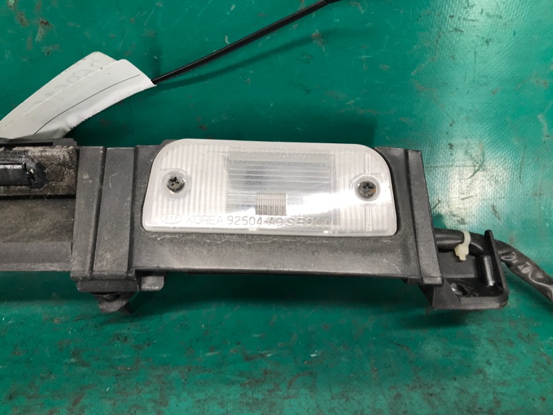 Подсветка номера задняя SEDONA 14-18 16 YP 3.3 G6DM