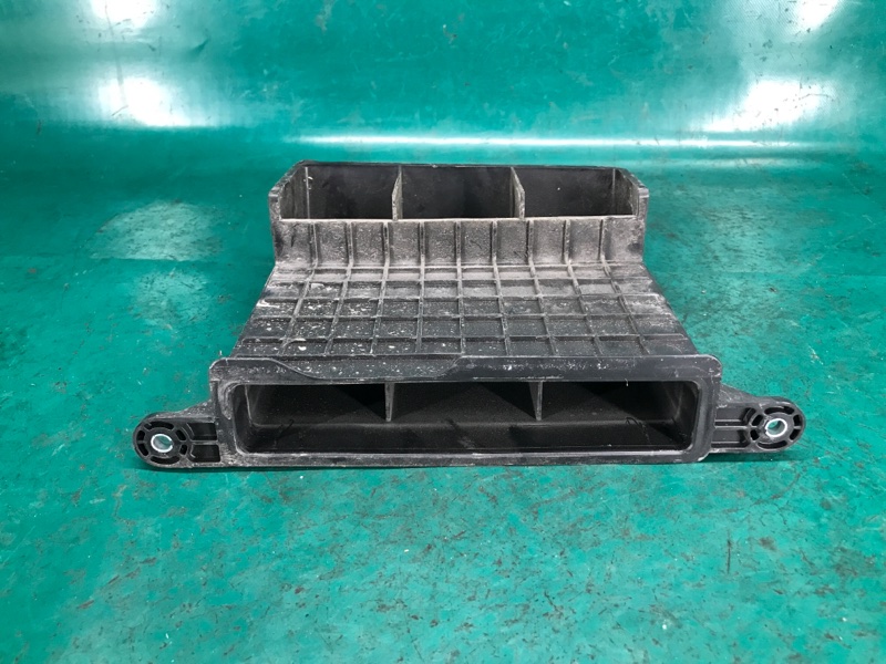 Воздухозаборник SEDONA 14-18 16 YP 3.3 G6DM