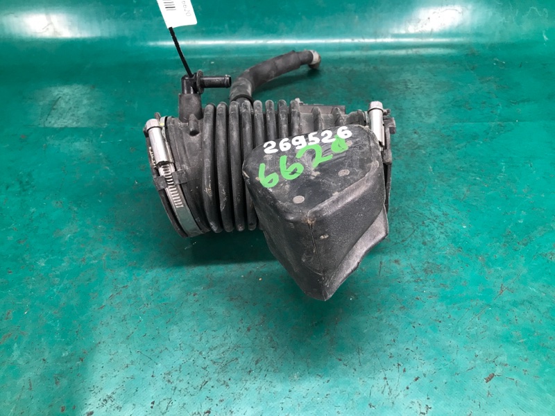 Патрубок воздушного фильтра SEDONA 14-18 16 YP 3.3 G6DM