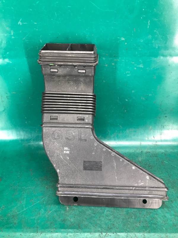 Воздухозаборник KIA SEDONA 14-18 YP 3.3 G6DM