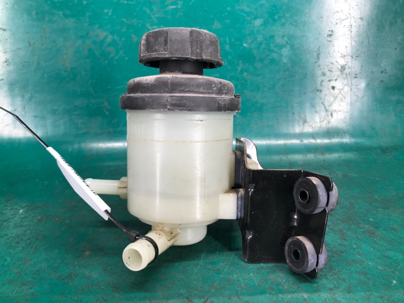 Бачок ГУР KIA SEDONA 14-18 YP 3.3 G6DM