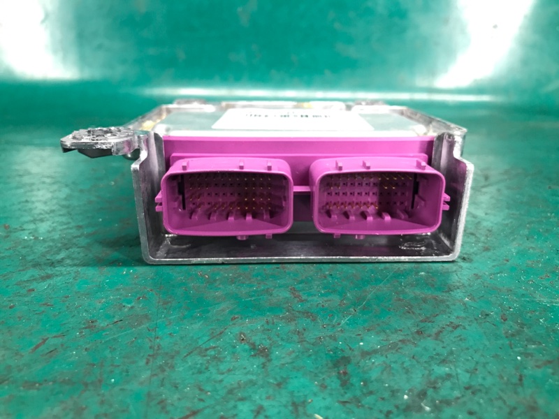 Блок управления AIRBAG KIA SEDONA 14-18 YP 3.3 G6DM