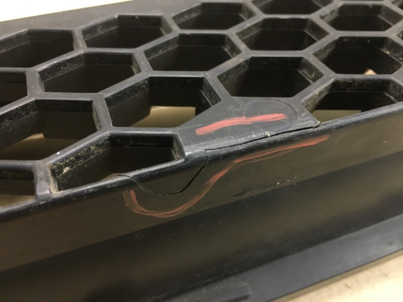 Решетка переднего бампера MUSTANG 15-