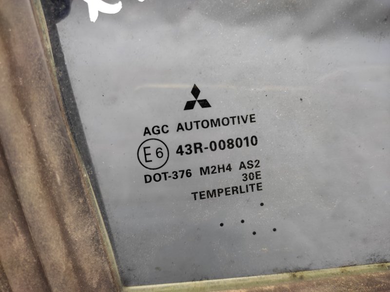 Стекло двери глухое заднее правое GALANT 03-12