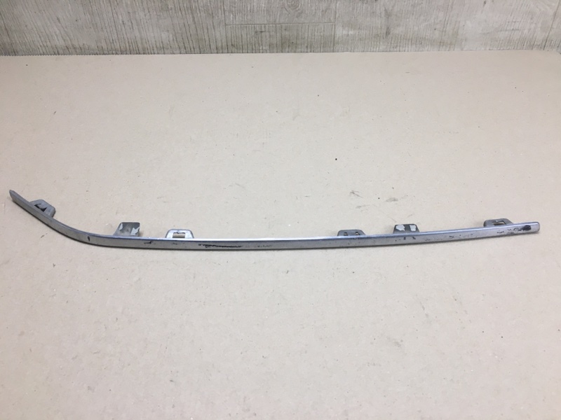 Накладка бампера передняя правая CHRYSLER 300 04-10 2008 Седан 3.5 EGG 4805936AA Б/У