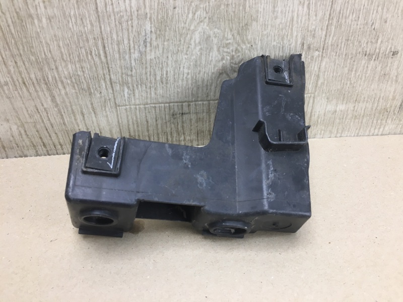 Кронштейн заднего бампера правый JETTA 05-10 2007 Седан 2.5