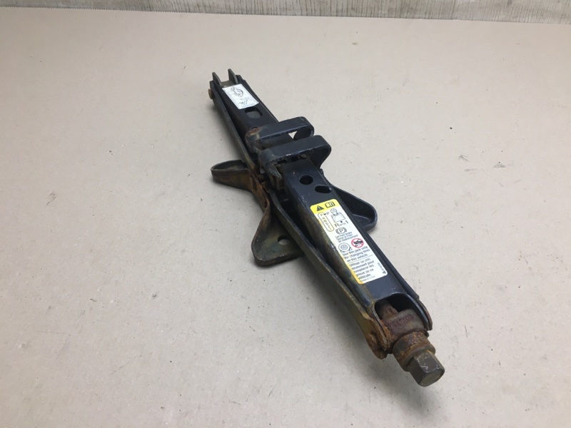 Домкрат CADILLAC DEVILLE 2000-2005