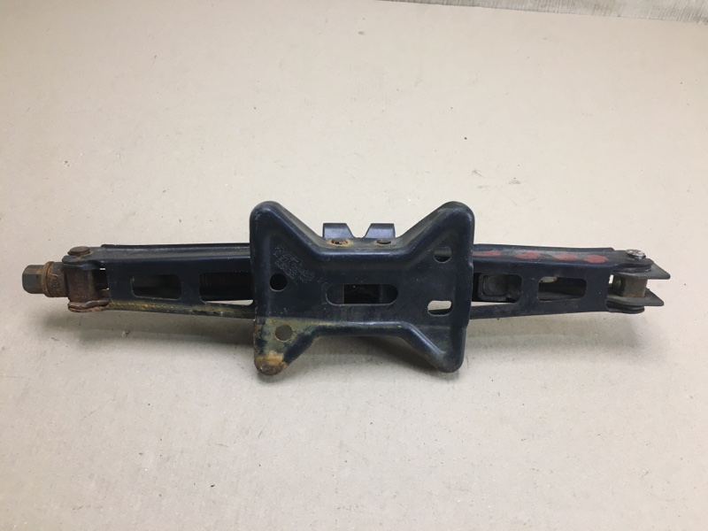 Домкрат DEVILLE 2000-2005