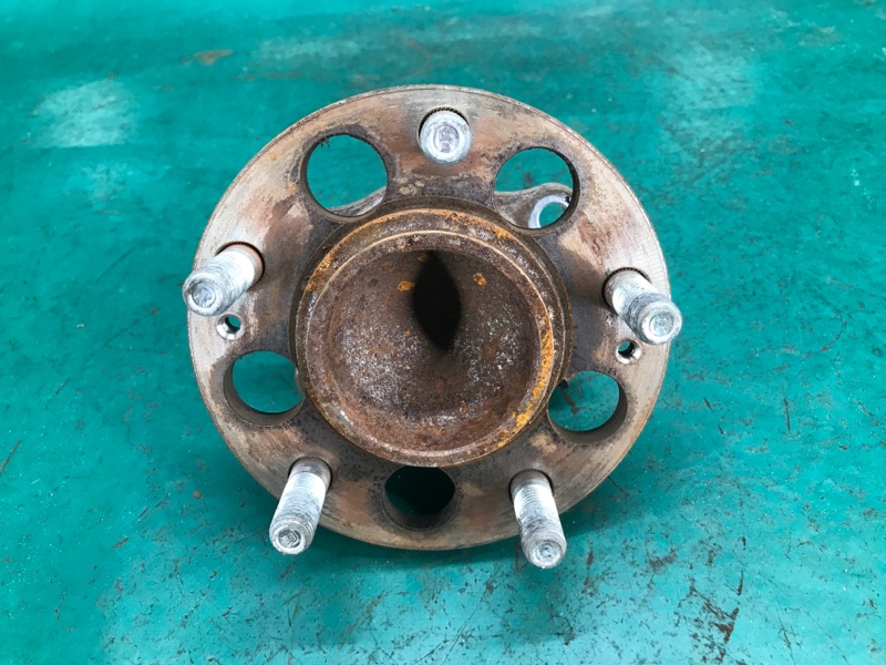 Ступица задняя левая HYUNDAI ELANTRA MD 10-15 2012 1.8 G4NB 52710-3X000 Б/У