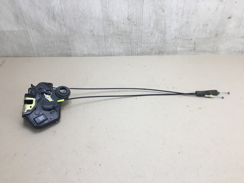 Замок двери задний правый ES300 ES330 01-06