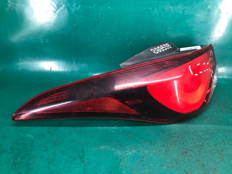 Фонарь наружный левый HYUNDAI ELANTRA MD 10-15 MD 1.8 G4NB