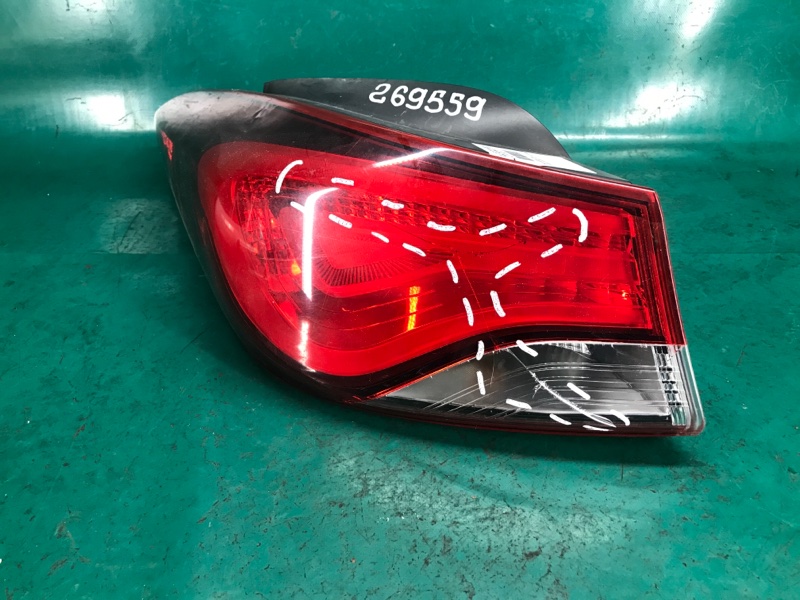 Фонарь наружный левый ELANTRA MD 10-15 2015 MD 1.8 G4NB