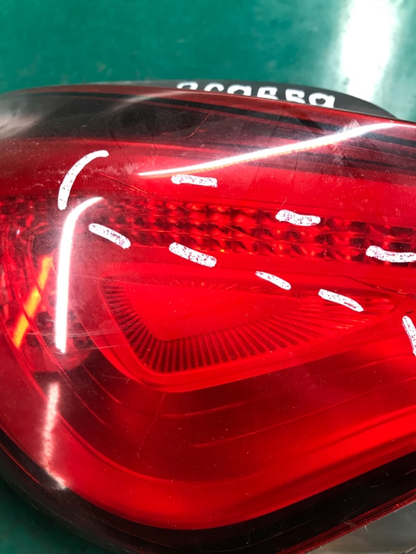 Фонарь наружный левый ELANTRA MD 10-15 2015 MD 1.8 G4NB