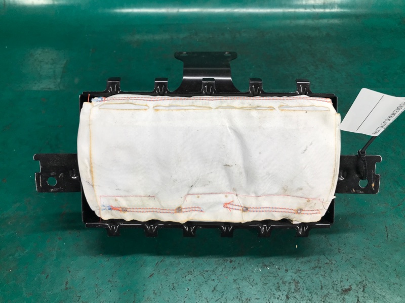 Подушка безопасности пассажира HYUNDAI ELANTRA MD 10-15 2015 MD 1.8 G4NB 84530-3X600 Б/У