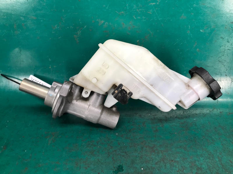 Главный тормозной цилиндр ELANTRA MD 10-15 2015 MD 1.8 G4NB