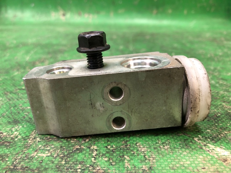 Клапан кондиционера HYUNDAI ELANTRA MD 10-15