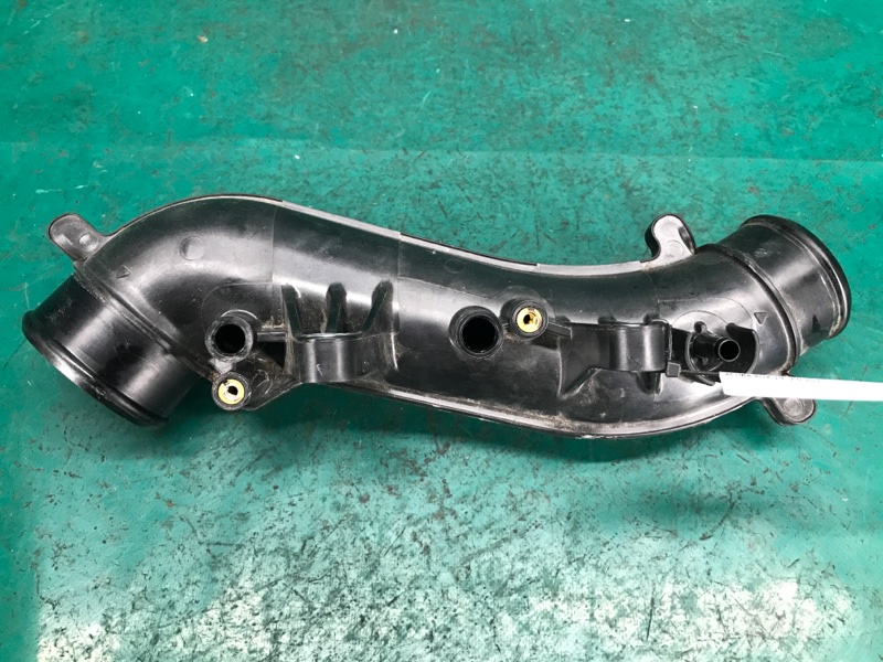 Патрубок интеркулера ACURA RDX 19- 2021 2.0 17294-6B2-A01 Б/У
