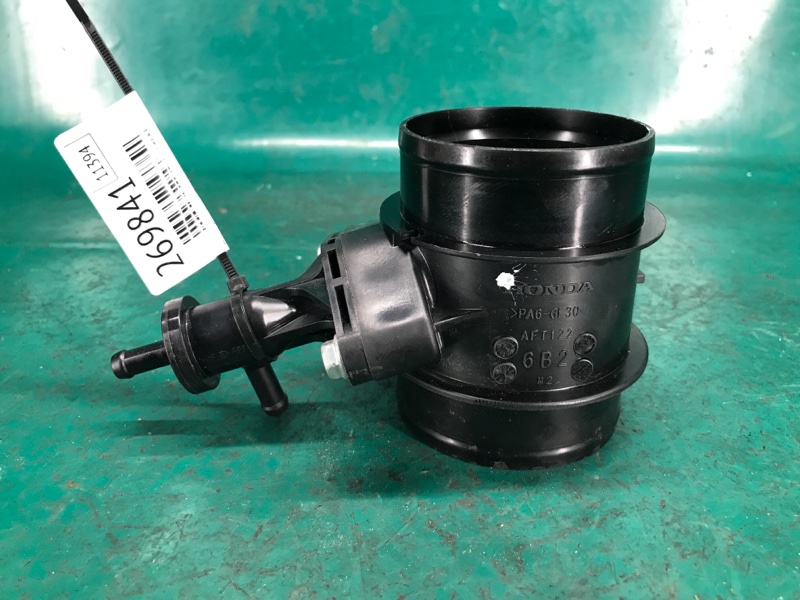 Патрубок интеркулера ACURA RDX 19- 2021 2.0 17225-6B2-A00 Б/У