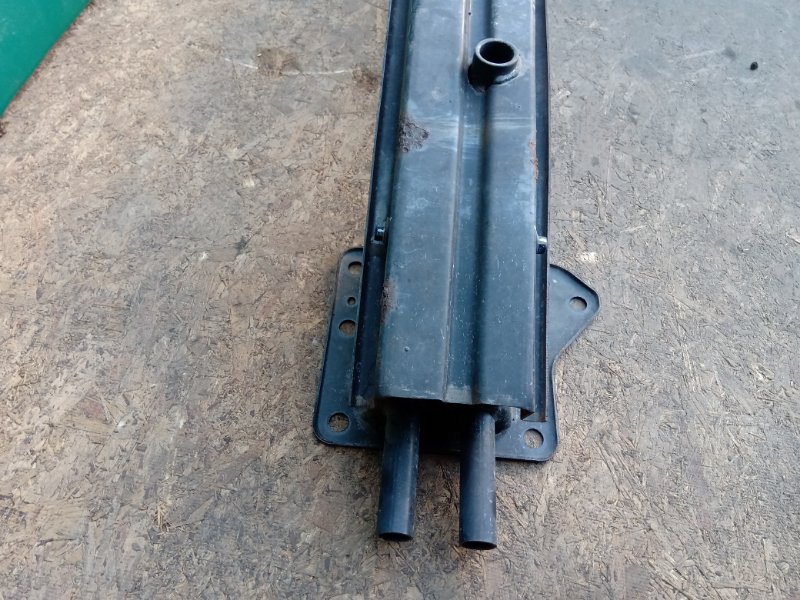 Усилитель переднего бампера SEDONA 14-18 16 YP 3.3 G6DM