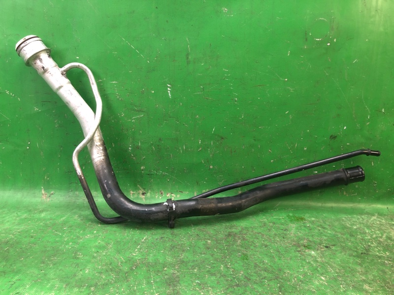 Запчасть горловина топливного бака VOLVO S60 00-09 2005 2.5 B5254T2 8621987 Б/У Горловина топливного бака VOLVO S60 00-09 2005 2.5 B5254T2 8621987 Б/У