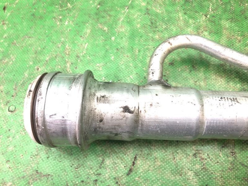 Горловина топливного бака VOLVO S60 00-09 2.5 B5254T2 Горловина топливного бака VOLVO S60 00-09 2.5 B5254T2